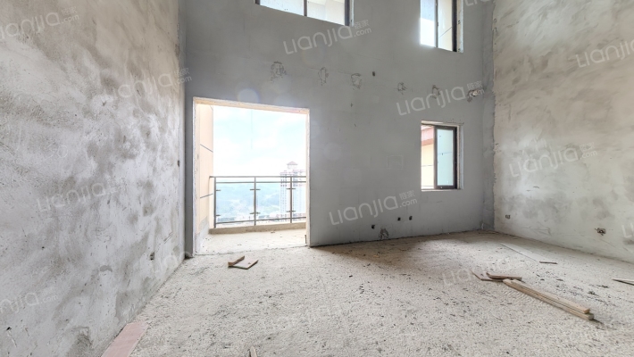 诚卓华盛国际二手房实景图