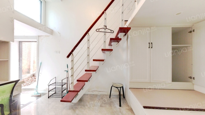 江苏路二手房实景图