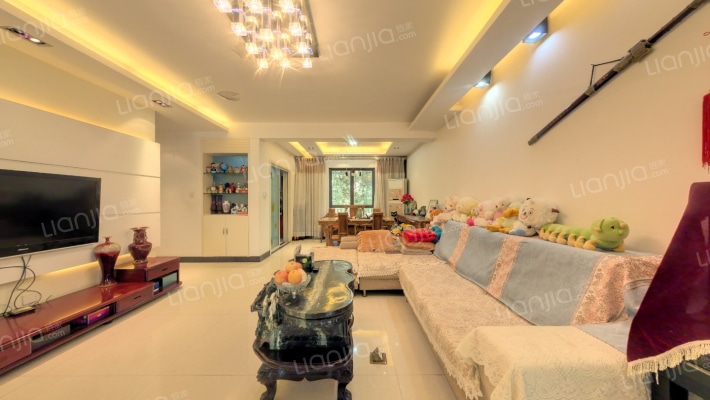 普罗旺世罗曼维森东院二手房实景图