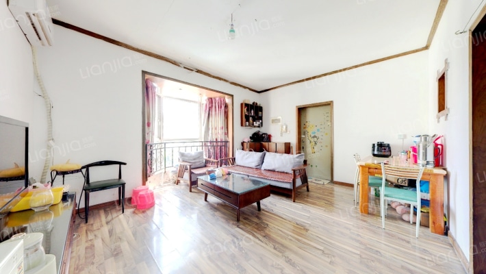 广场馨苑二手房实景图