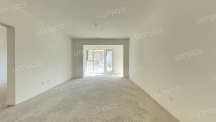 天一镜台山三期曼莎二手房实景图