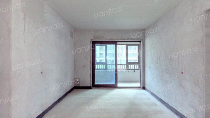 领琇长江B区二手房实景图