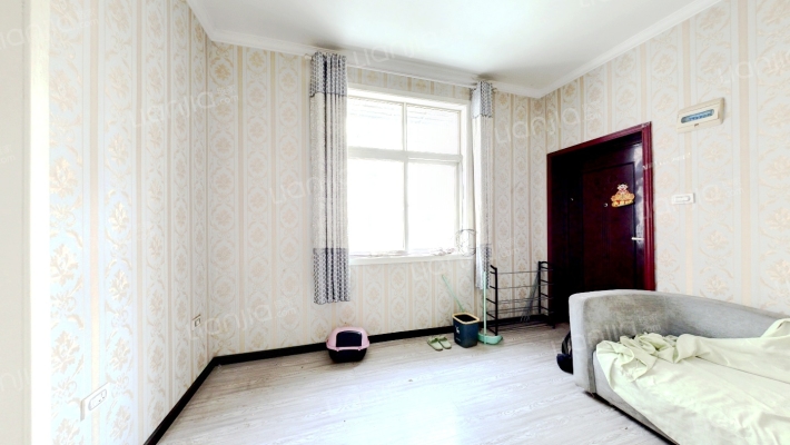 丽景雅苑南区二手房实景图