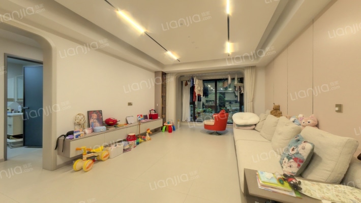 永威迎宾府二手房实景图