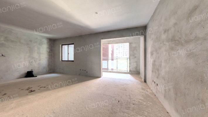 诚卓碧波豪庭二手房实景图