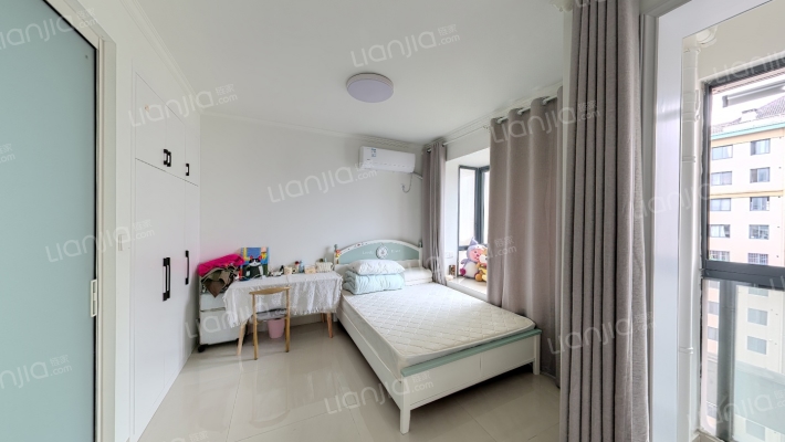 上城国际玫瑰苑二手房实景图