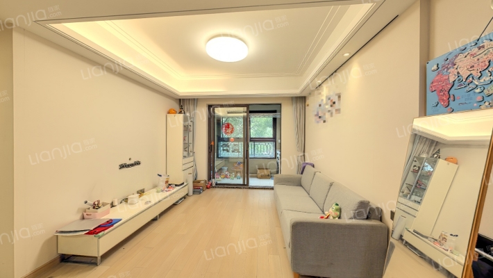 世茂云图二手房实景图