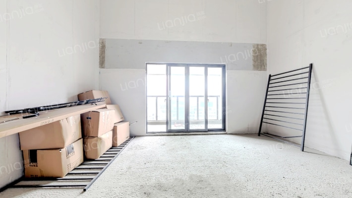 远洋观山天铂二手房实景图