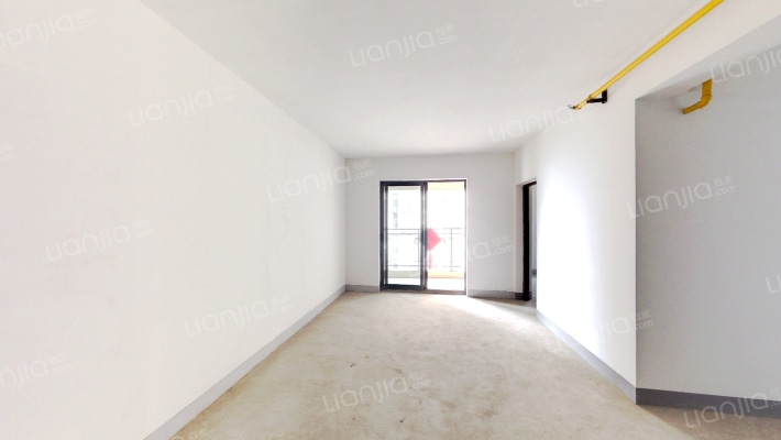 泷悦华府二手房实景图