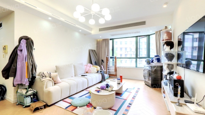 西部俊园二手房实景图