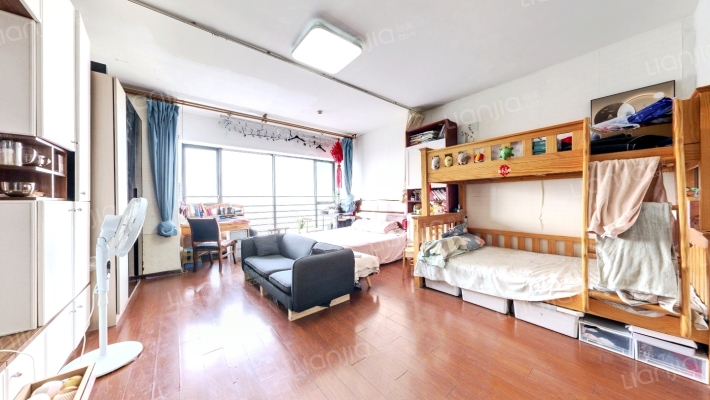 凯翔国际广场公寓二手房实景图