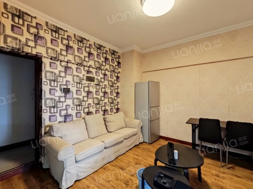 整租·地铁首座 1室1厅 东南