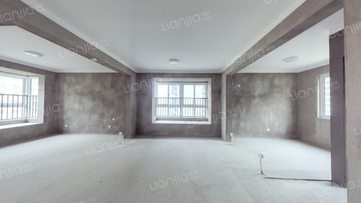 新兴岚湾三期西区二手房实景图