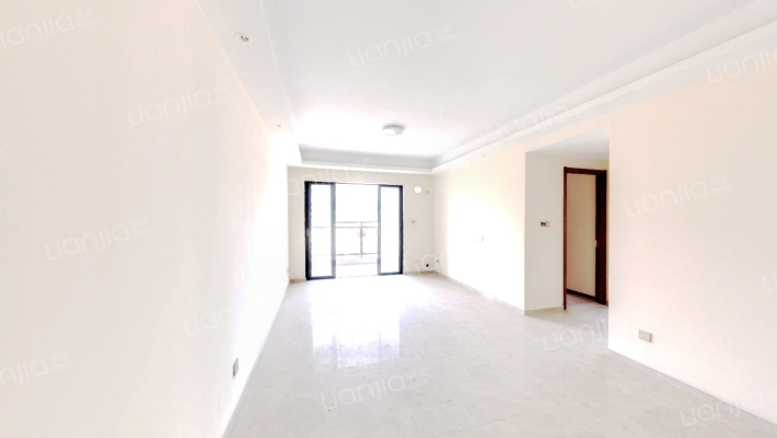 十畝芳华里二手房实景图