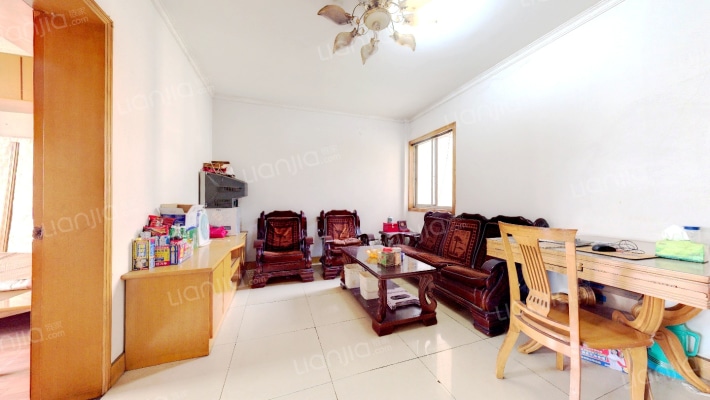 信鸿花园南区二手房实景图