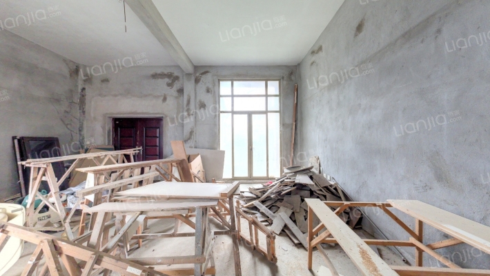 爱丁堡二期二手房实景图