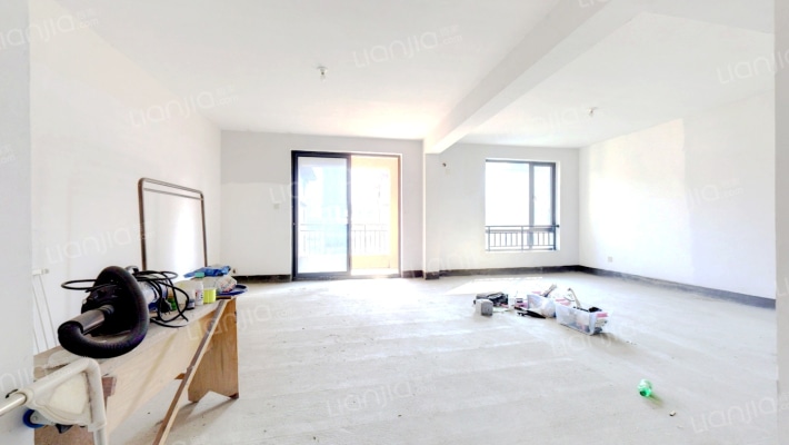 美凯国际寓所二手房实景图