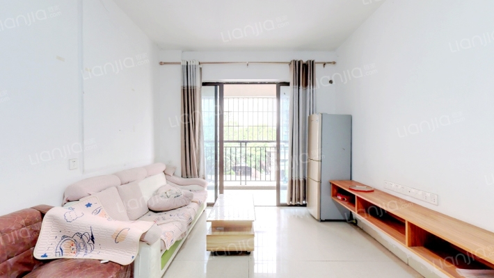 新鸿俊园二手房实景图