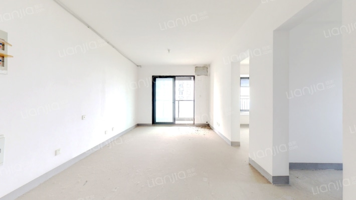 中交锦致二手房实景图