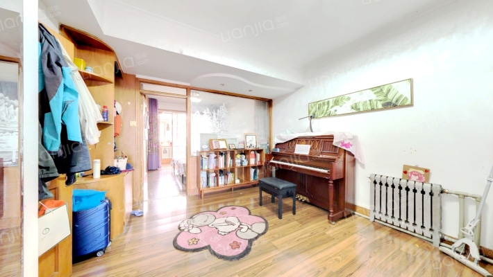 同合里二手房实景图