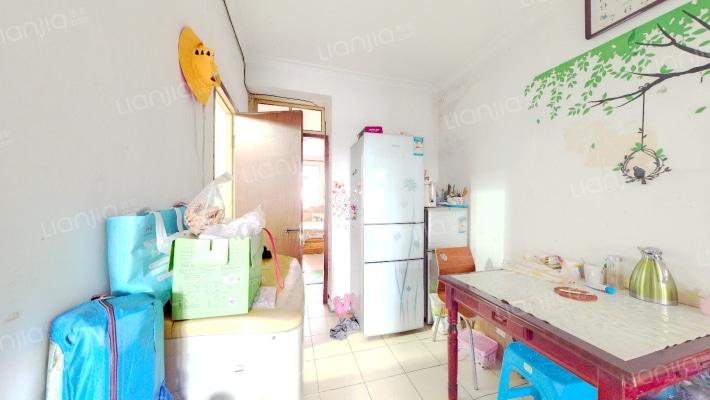 锁金村82号二手房实景图