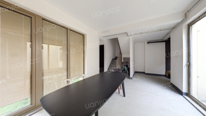 万科莱茵半岛二手房实景图