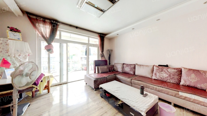 航空花园二手房实景图