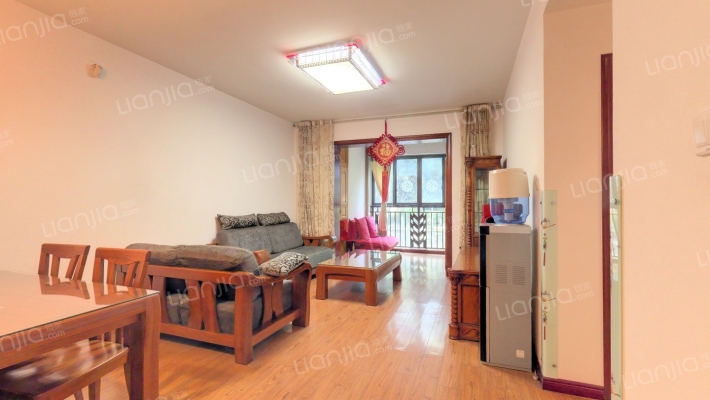 橙郡三期二手房实景图