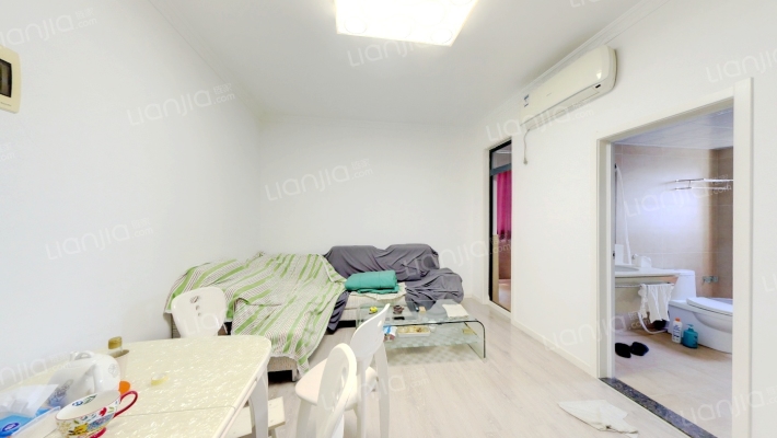 金色港湾双湖泊岸二手房实景图