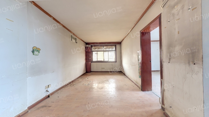 从新小区二手房实景图