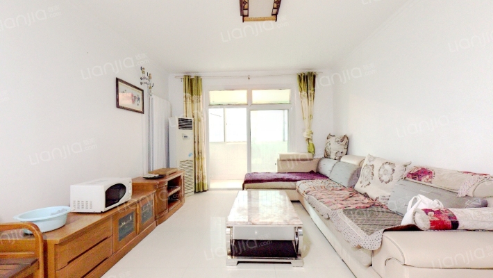 雅居一方二手房实景图