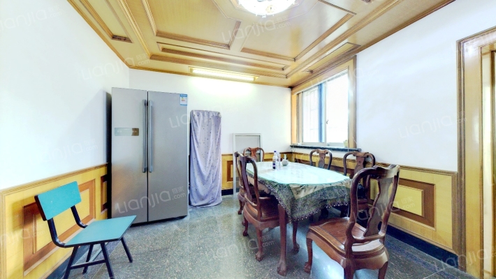 育秀一区二手房实景图