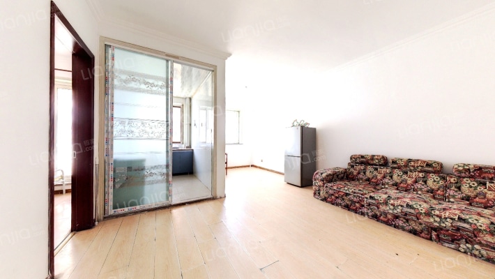 一品山水二手房实景图