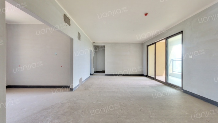 水岸公园二手房实景图