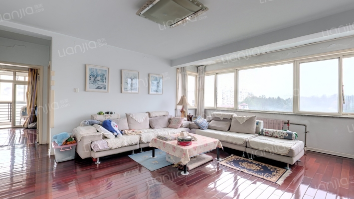 恩马山庄二手房实景图