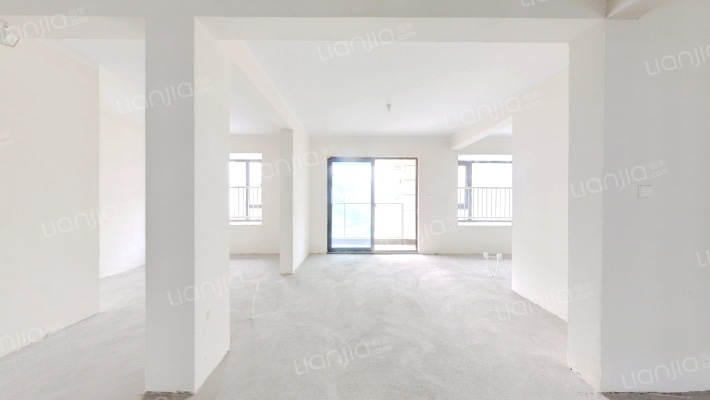 中骏临栖云府二手房实景图