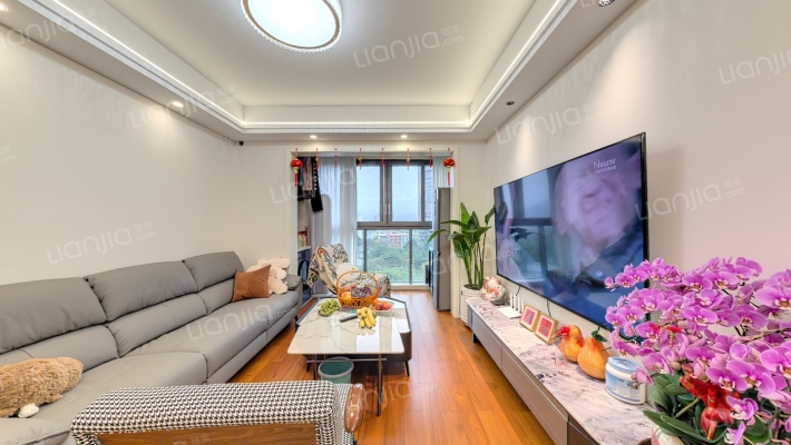 卓越荣津瀚海湾名庭二手房实景图