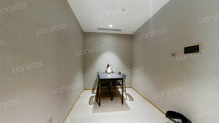 丰隆城市中心二手房实景图