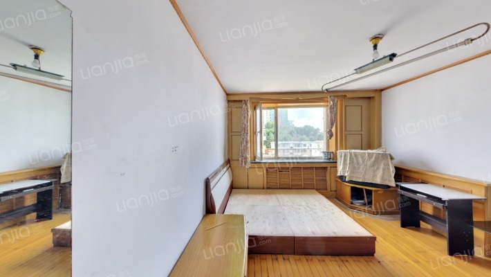 冶金家属宿舍二手房实景图