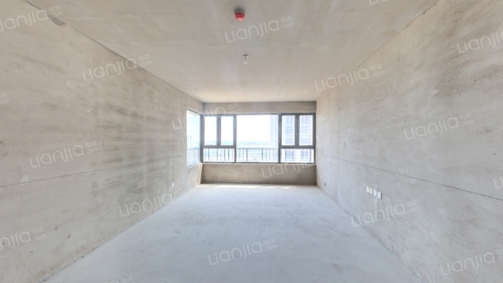 恒大御峰二手房实景图