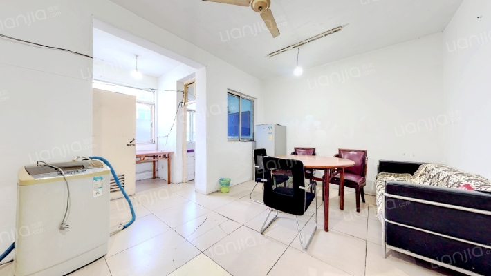 月浜东公寓二手房实景图