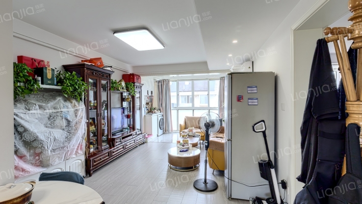 御桥馨华苑二手房实景图