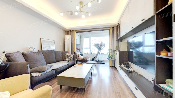 万科山望一期二手房实景图