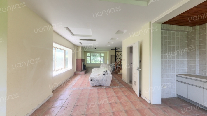 太阳岛高尔夫别墅二手房实景图