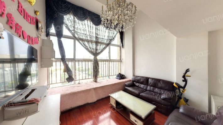 红杉雅园二手房实景图