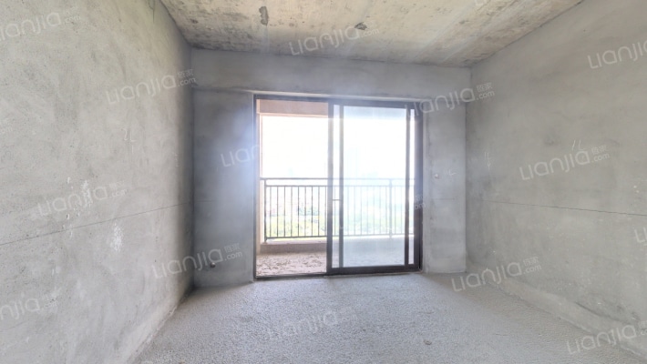 中骏雍景府二手房实景图