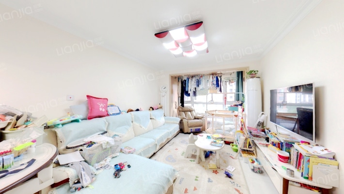 盈翠名苑二手房实景图