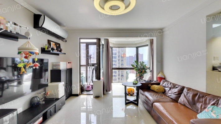 珠江帝景伯爵山二手房实景图