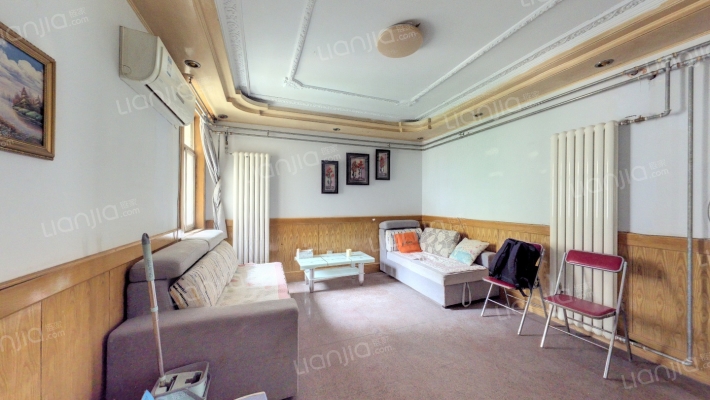 北福华铁银小区二手房实景图