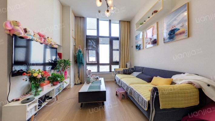 阿尔法公馆二手房实景图